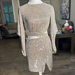 Bardot Sequin Long Sleeve Dress in Silver